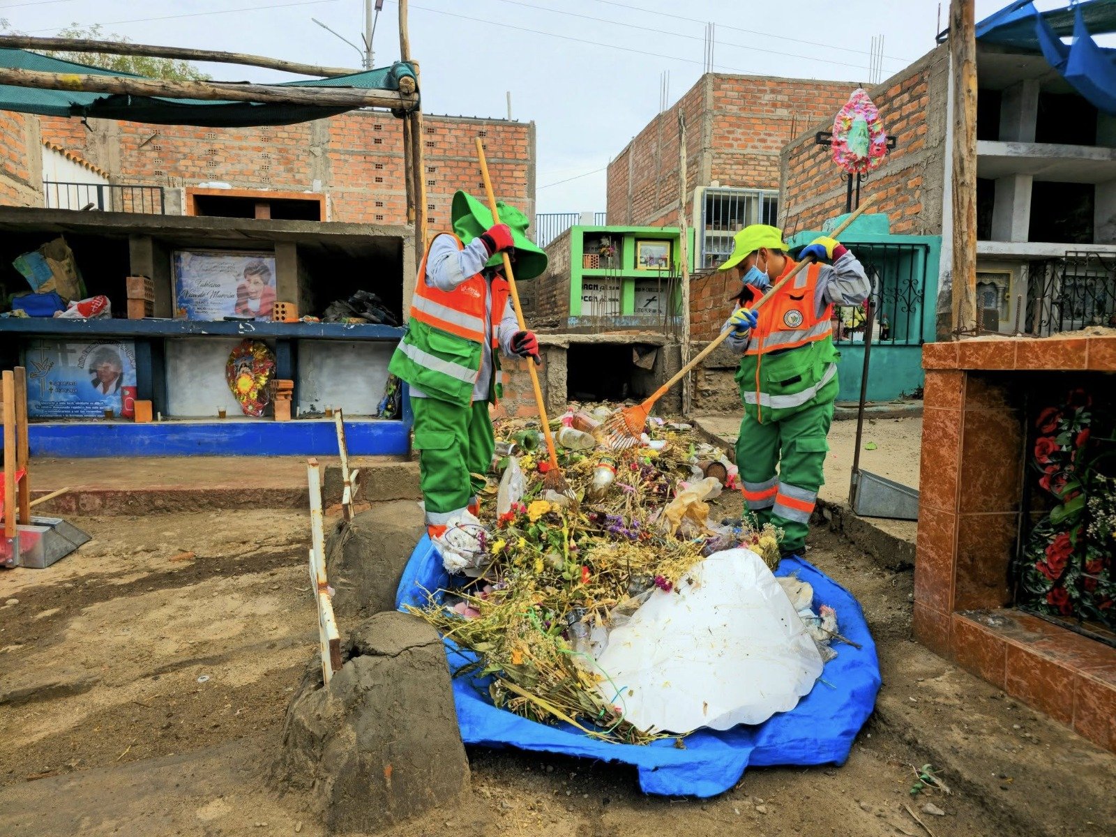 La Joya: Inspeccionan trabajos de limpieza en el Cementerio Municipal