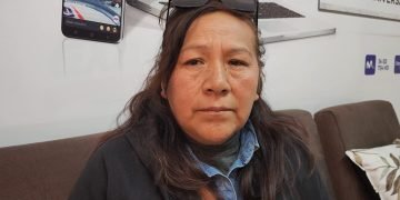 Viuda de víctima de accidente en la vía Arequipa–Puno exige justicia y denuncia abandono de empresa Wayra.