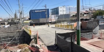 Comerciantes de Asocomat exigen entrega del puente Gunter en Arequipa