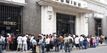 Reniec amplía horario de atención hasta medianoche por cierre del padrón electoral