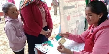 Asistencia económica para niños y adolescentes en situación de orfandad en La Joya