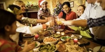 La Joya: Recomienda moderar consumo de alimentos y evitar gaseosas en fiestas de Navidad y Año Nuevo