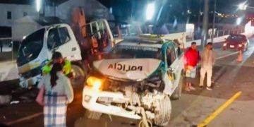 Patrullero de carreteras protagoniza accidente en la Panamericana Sur en La Joya
